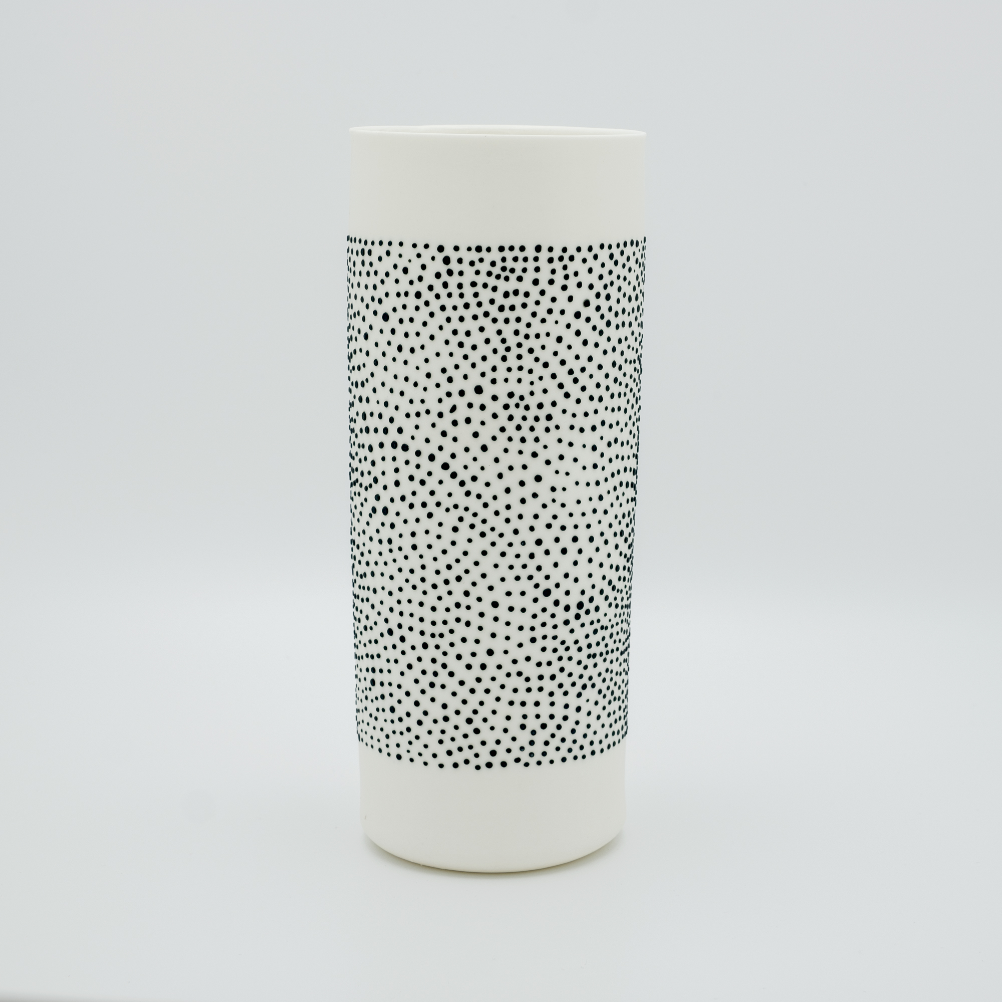 Handmade porcelain vase ‘long neck” from our ‘DOTS’ collection in black